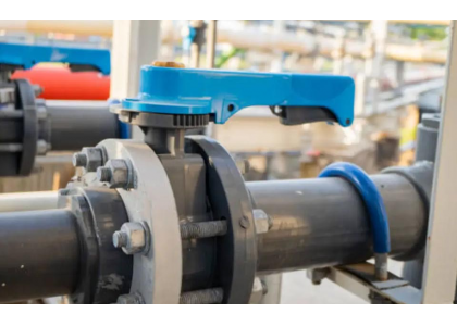 What is the regulating function of the manual butterfly valve?